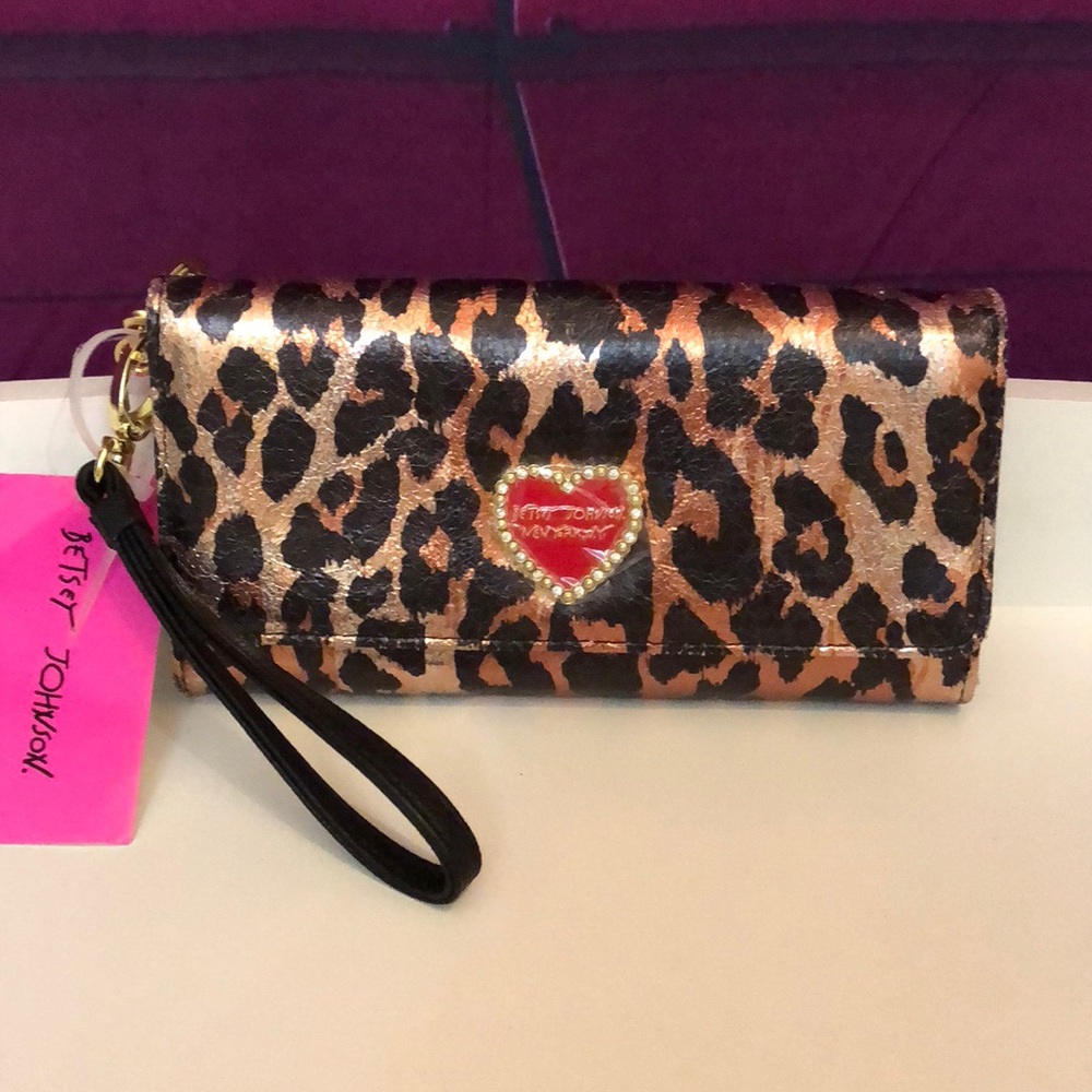 Betsey Johnson New York trifold wristlet wallet - Picture 2 of 8